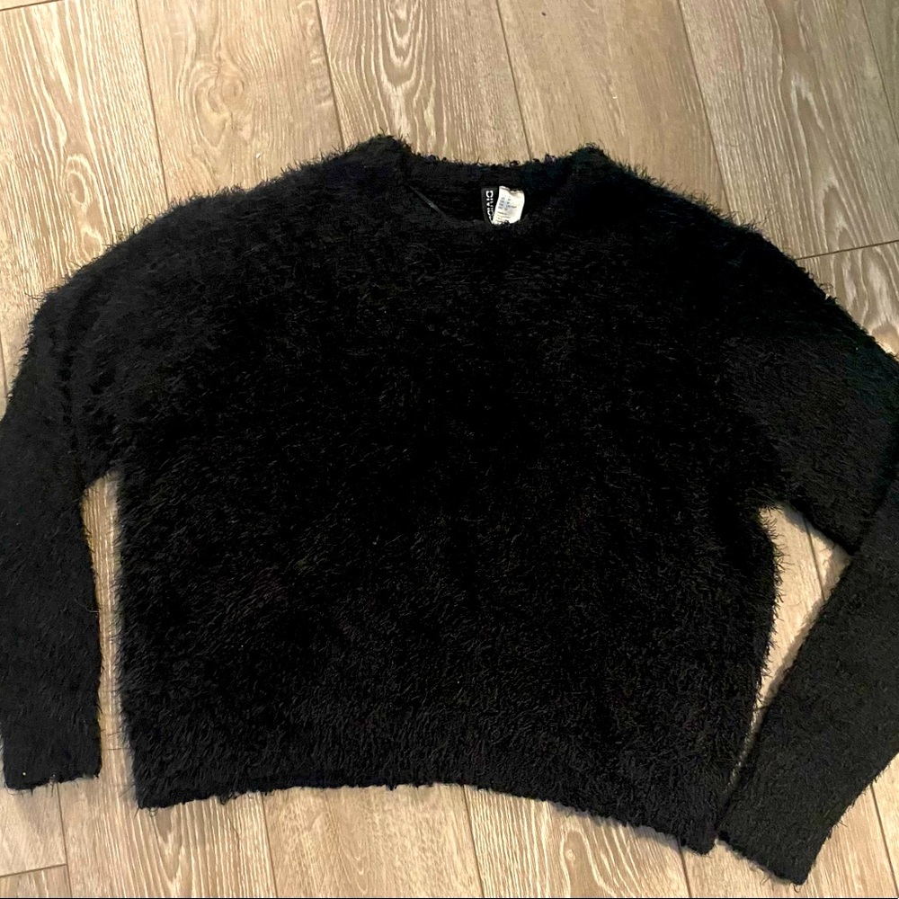 Divided sweater fizzy